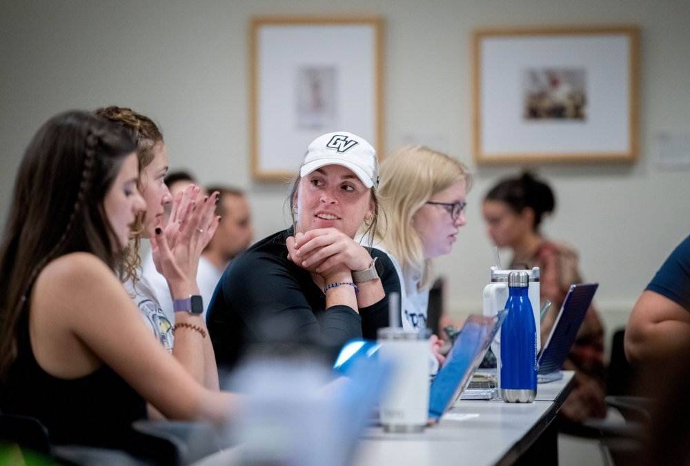 A Summer Learning Class Helps Aspiring Physical Therapists Learn to Connect with Patients for Better Outcomes